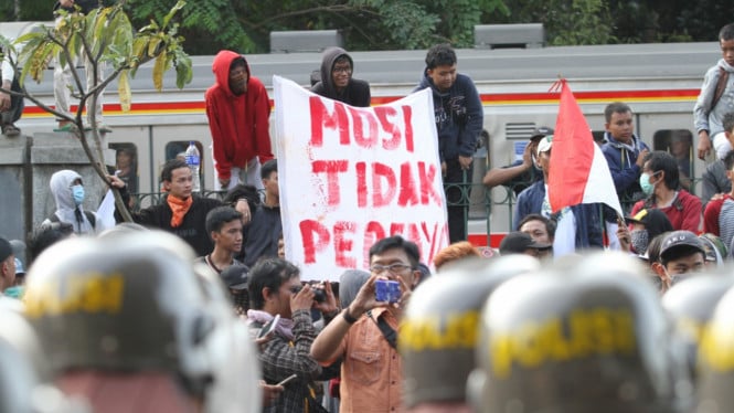Massa Pelajar demonstrasi rusuh menolak RKUHP pada 2019. (Foto ilustrasi)