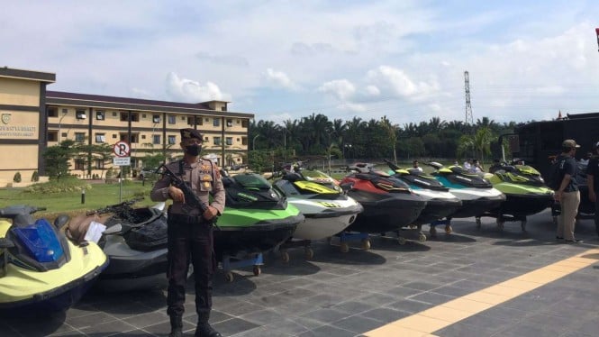 Polisi sita 21 Jetski dan 2 Speed Boat milik bos judi online di Sumut.
